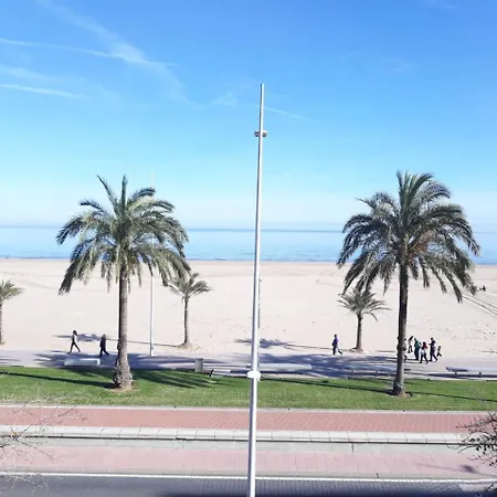 Infante Primera Linea Gandia Playa Solo Familias * Playa de Gandia